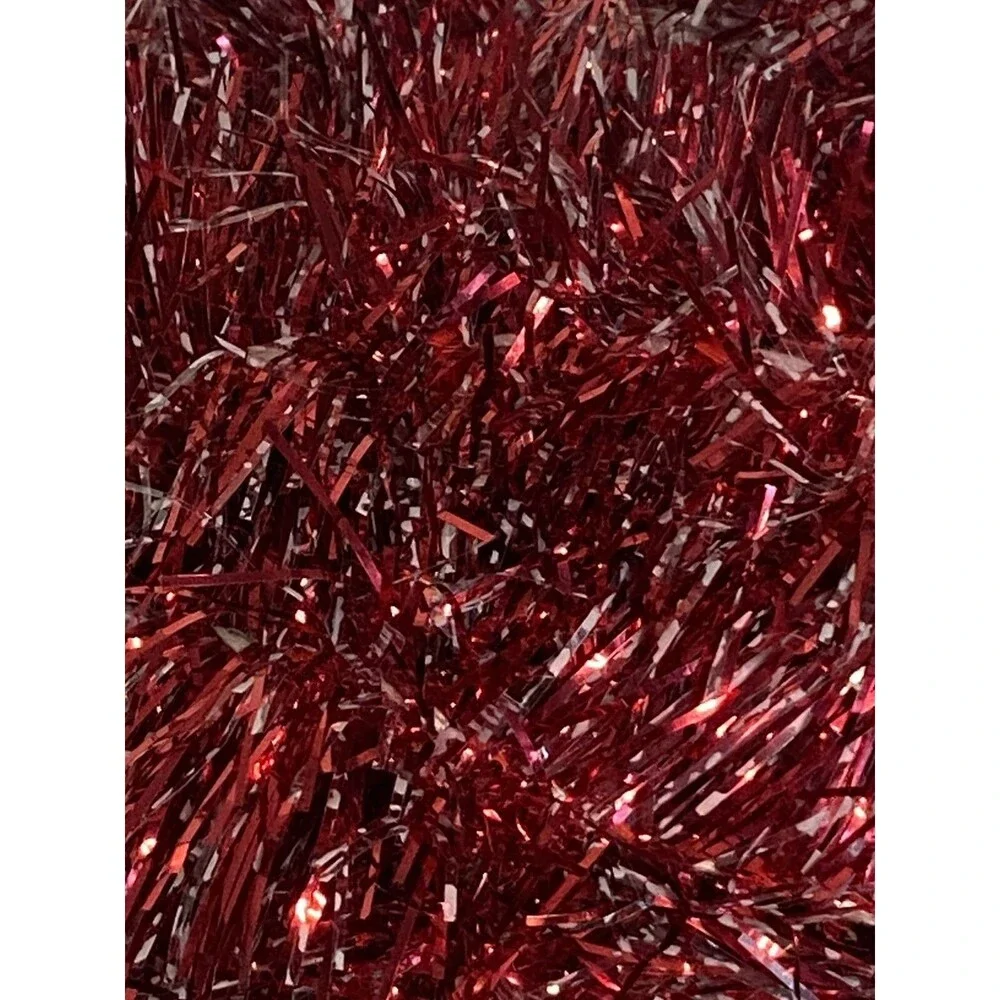 Roundtree & Yorke red white